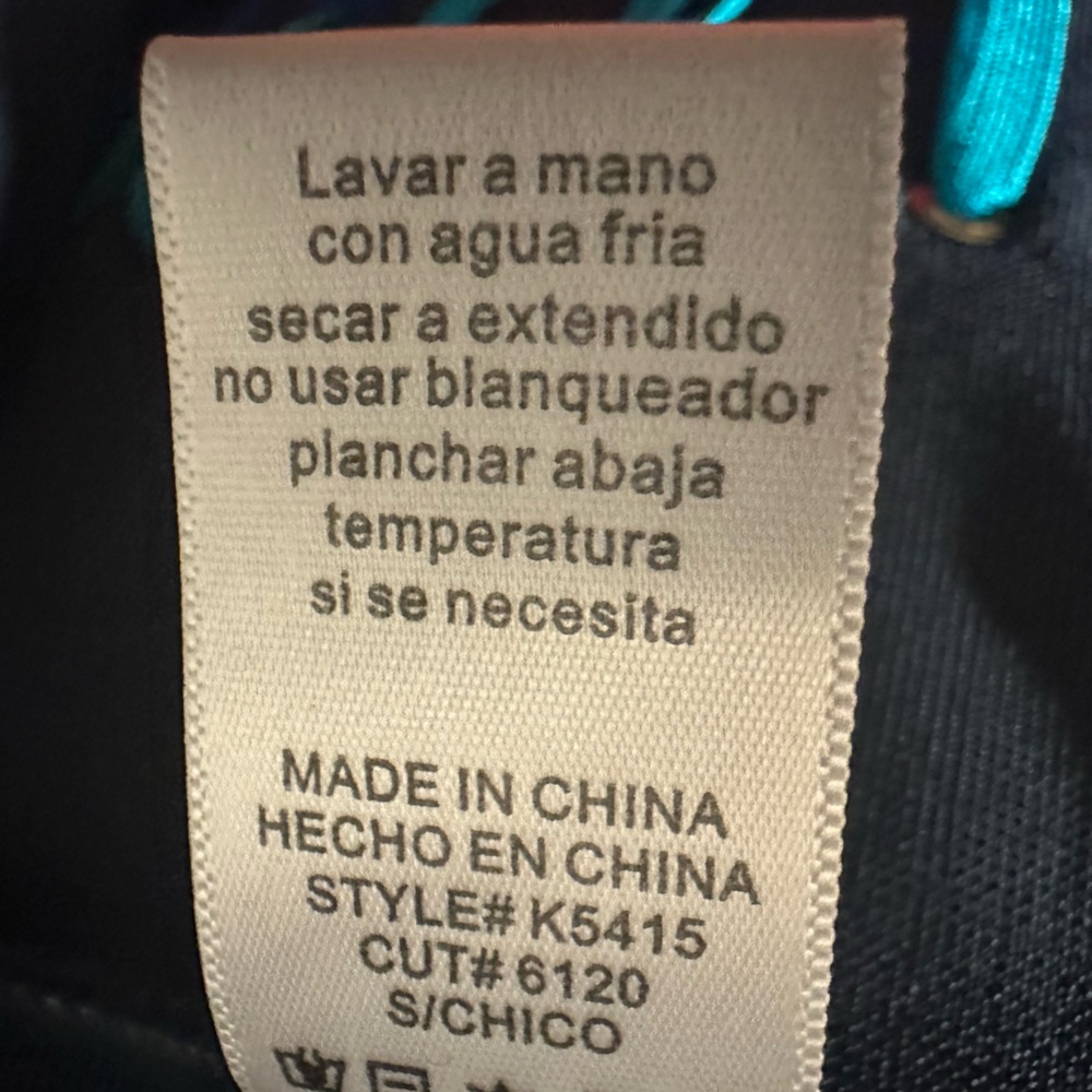 WOW Gold Label Dress - Picture 10 of 12